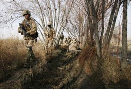 Afghanistan giành lại huyện chiến lược từ tay Taliban 